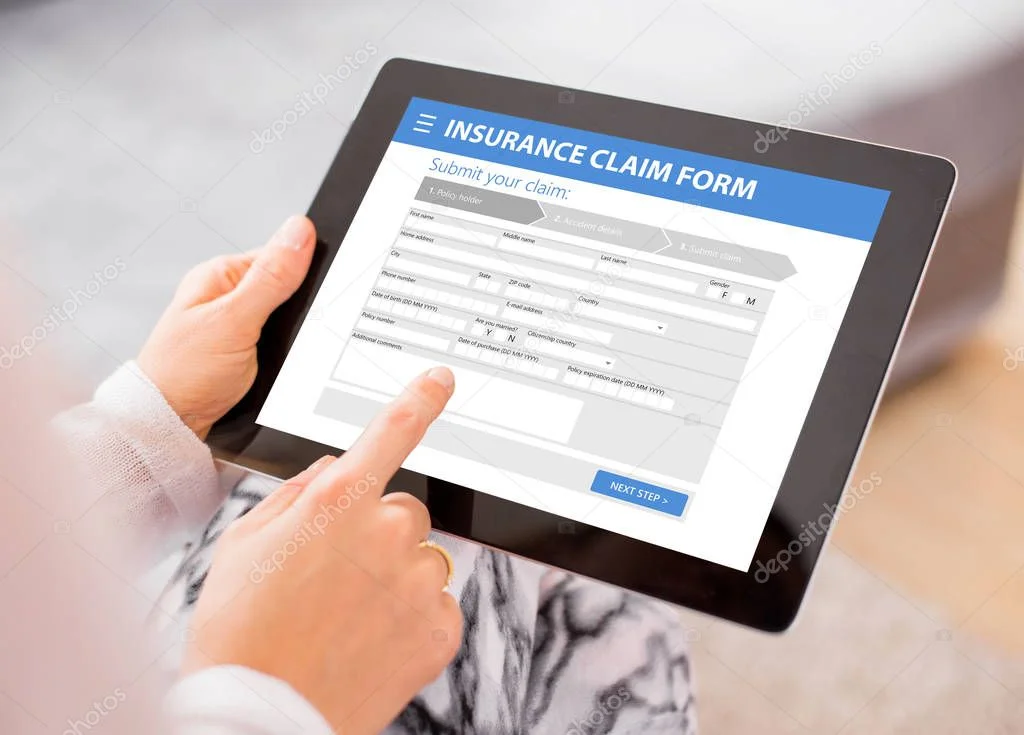 Tablet mit geöffnetem Online-Formular auf dem Bildschirm